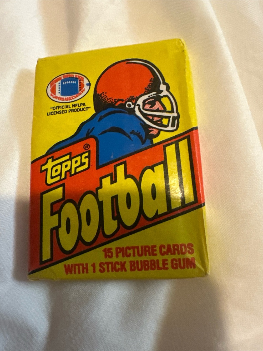 Topps Football Card Pack - Yellow, Red & Blue Helmet Art - Picture 2 of 2
